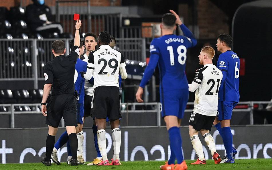 巴萨二队遭遇不公？十人作战惨遭绝杀，阿尔科亚诺主场3-2险胜