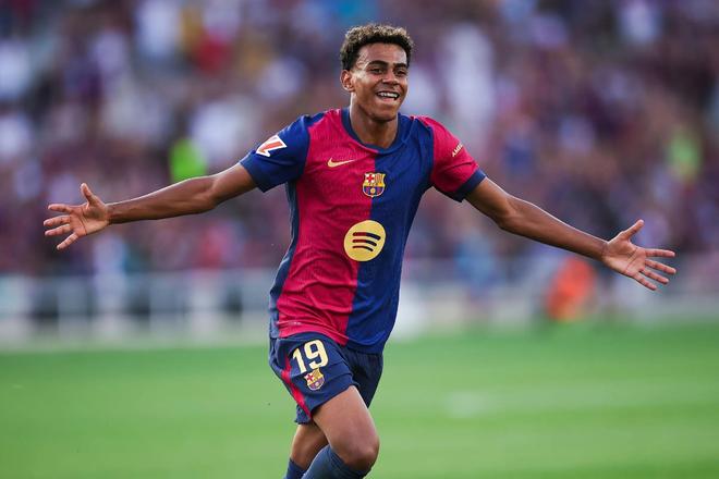 足球巴西名宿点评国足：需要更多年轻力量