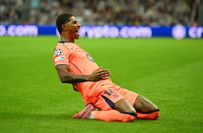 榜眼梦游11中1福克斯空砍25分，米切尔28+8，骑士送马刺交手6连败